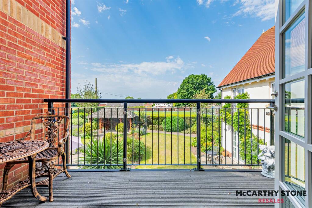 Additional image 32 of Cornmantle Court, Parsonage Barn Lane, Ringwood, Hampshire, BH24  1WJ