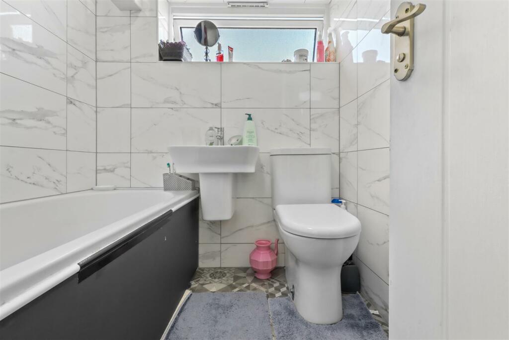 Additional image 26 of Otham Park, Hailsham