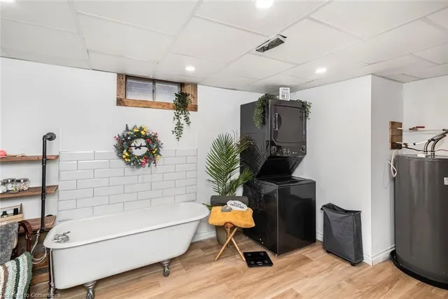 Additional image 28 of 41 Brentwood Dr