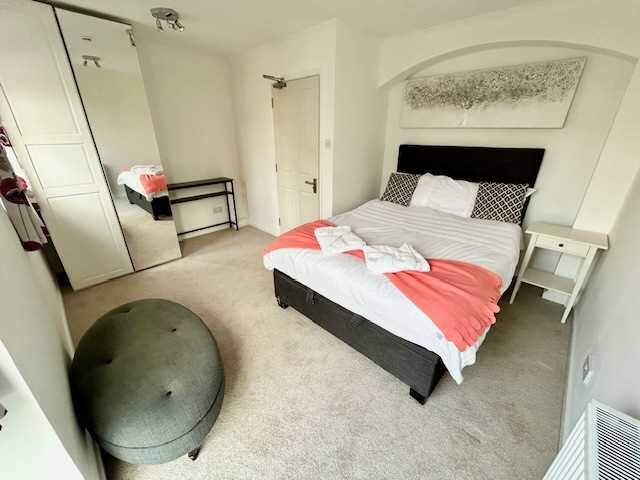 Sackville Road, Room 3, Hove