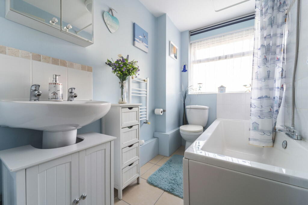 Additional image 8 of Quarry Chase, Poole Road, Bournemouth, BH4 9DD