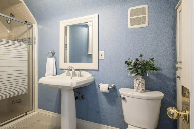 Additional image 34 of 60 Homewood Ave