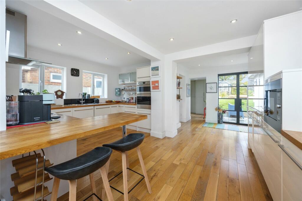 Additional image 5 of The Avenue, Shoreham-by-Sea, West Sussex, BN43