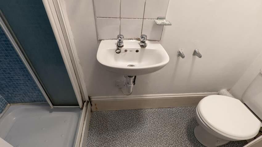 Additional image 4 of HOLLAND ROAD, CLOSE TO PALMEIRA SQUARE