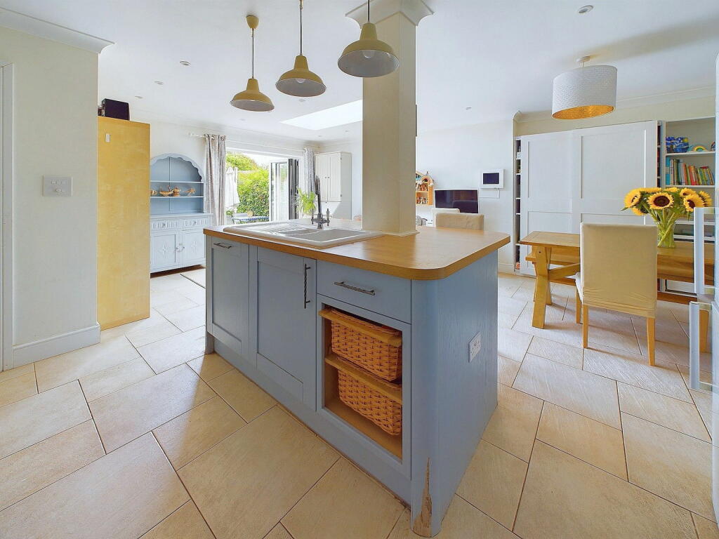 Additional image 9 of Buckingham Road, Shoreham by sea