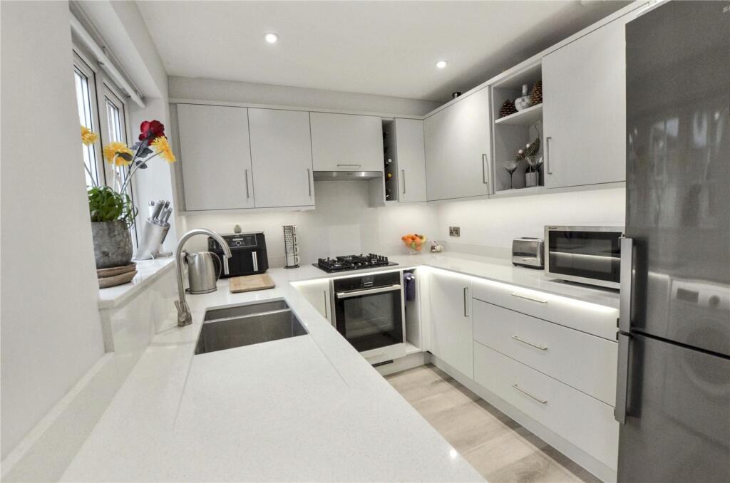 Additional image 6 of Cracklewood Close, West Moors, Ferndown, Dorset, BH22