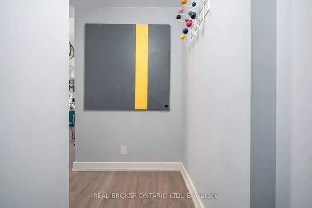 Additional image 8 of 6 Parkwood Ave Unit 401