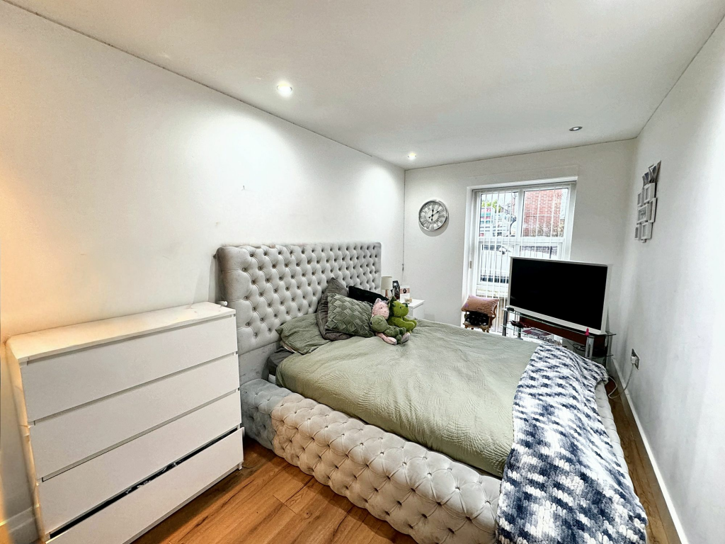 Additional image 9 of Prospect Terrace, Bury, BL8