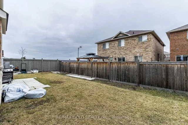 Additional image 38 of 2 Lackington St