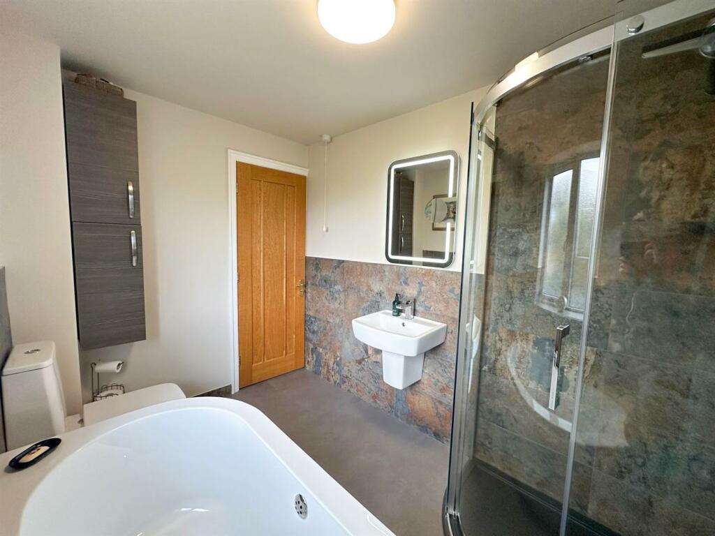 Additional image 20 of Bolton Terrace, Silsden,