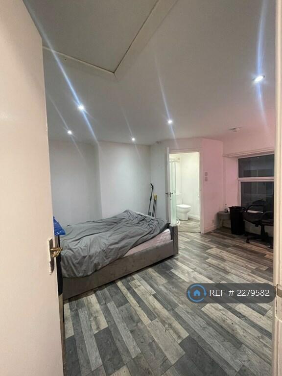 Additional image 12 of Sandbeds, Queensbury, Bradford, BD13