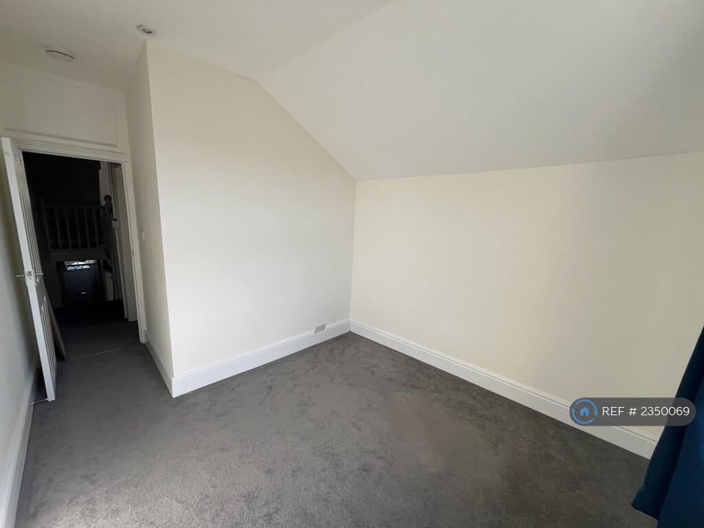 Additional image 4 of Grove Park Avenue, Bristol, BS4