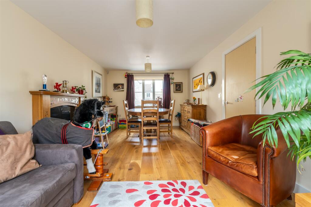 Additional image 2 of Baron Close, Bitton, Bristol