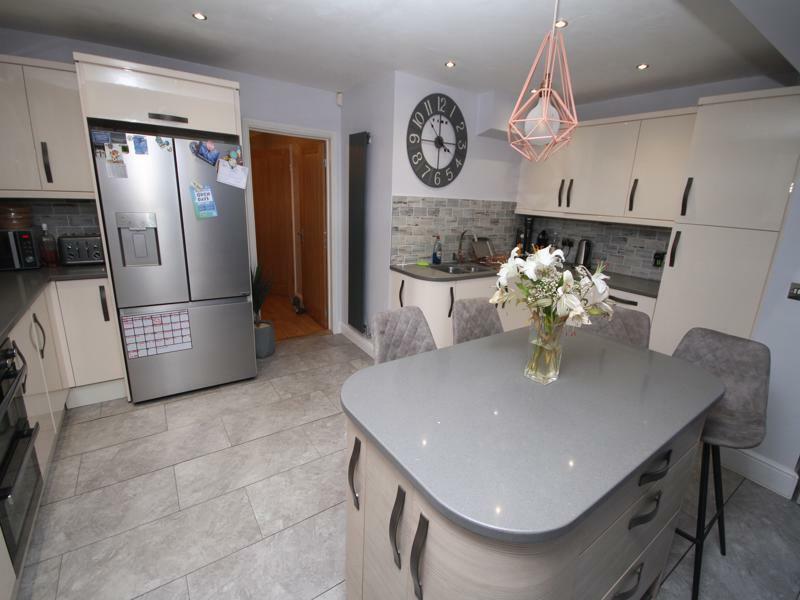 Additional image 3 of Laithe Hall Avenue, Cleckheaton