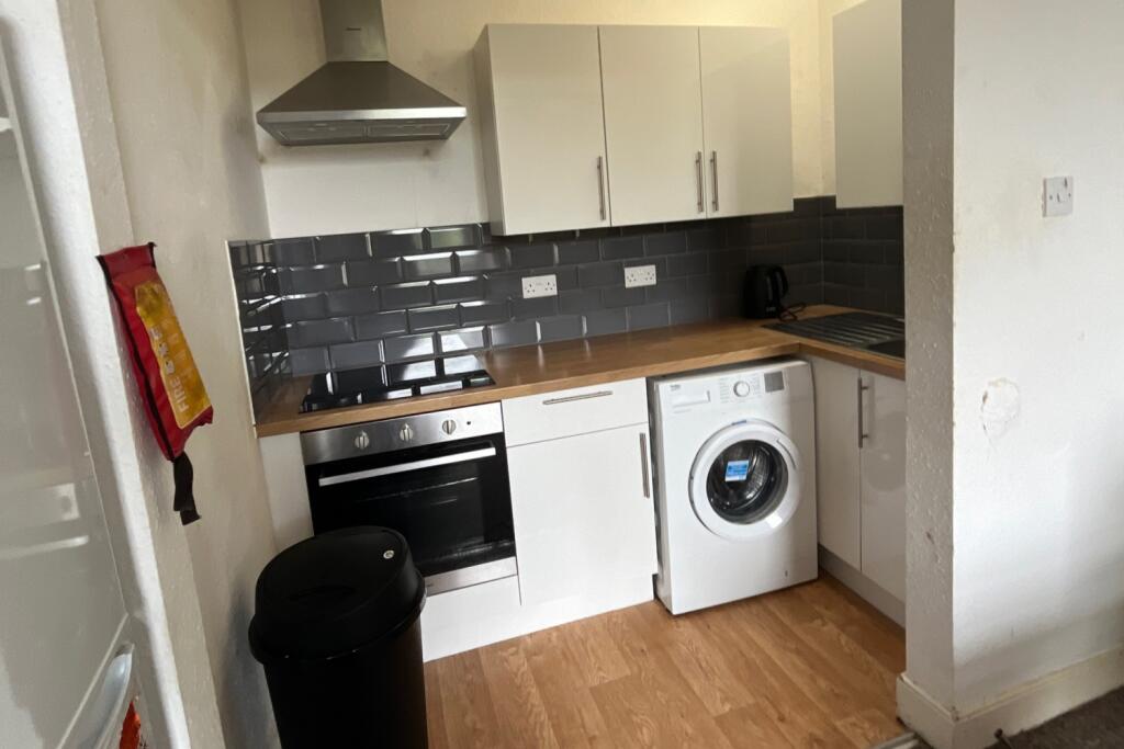 Additional image 11 of Tyndalls Park Road, Top Floor Flat, Clifton, Bristol, BS8 1PY