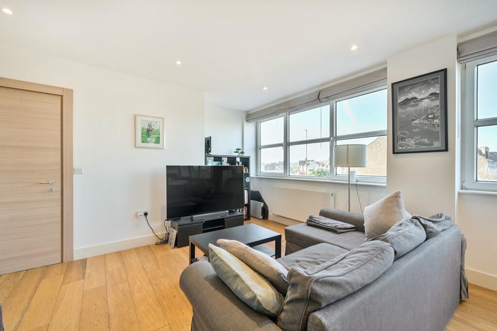 Additional image 13 of Croydon Road, Beckenham, BR3