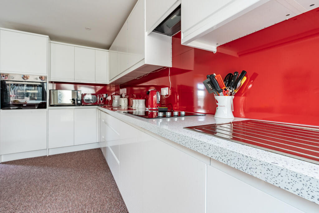 Additional image 10 of Severnwood Gardens, Severn Beach, Bristol