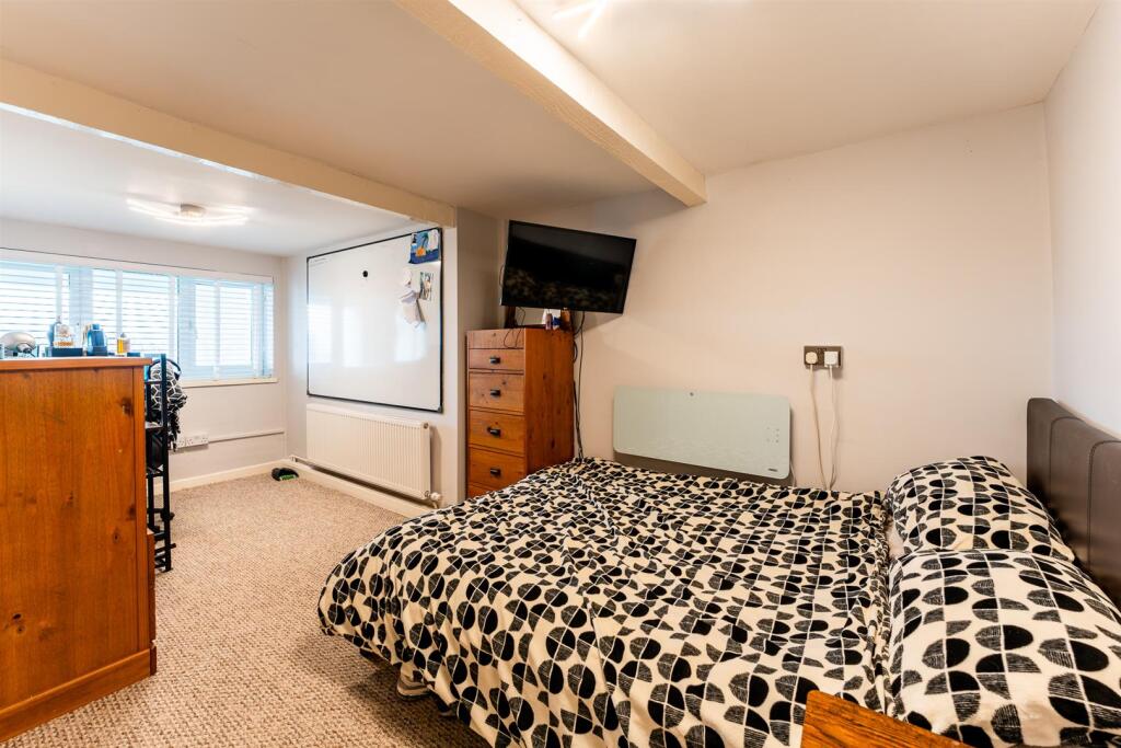 Additional image 30 of Woodspring Crescent, Worlebury - DECEPTIVE