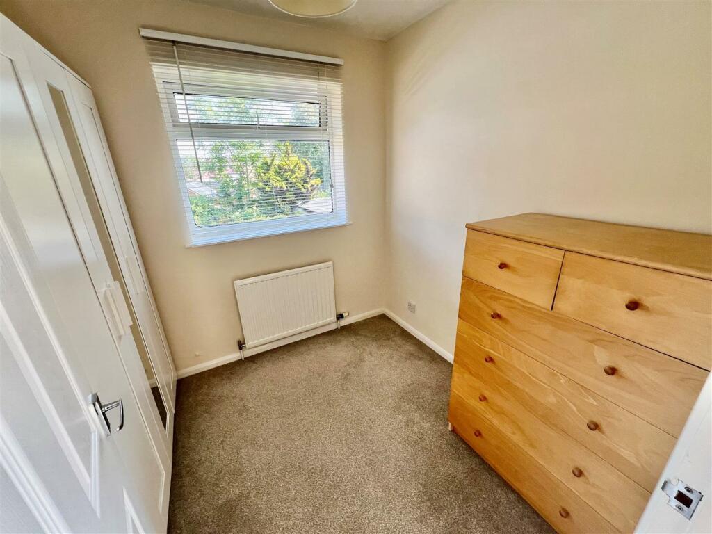 Additional image 11 of Cul-de-sac Location