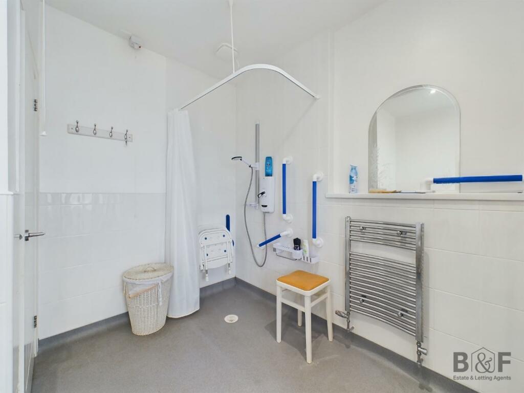 Additional image 8 of Kingsway, St. George