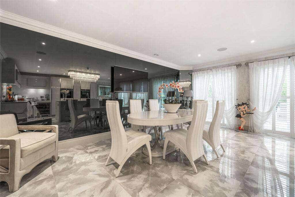 Additional image 10 of Willoughby Lane, Bromley