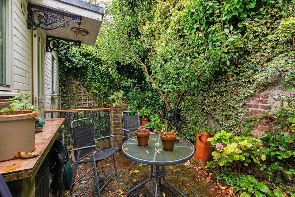 Additional image 10 of St. Michaels Court, Keere Street, Lewes, East Sussex, BN7 1TZ