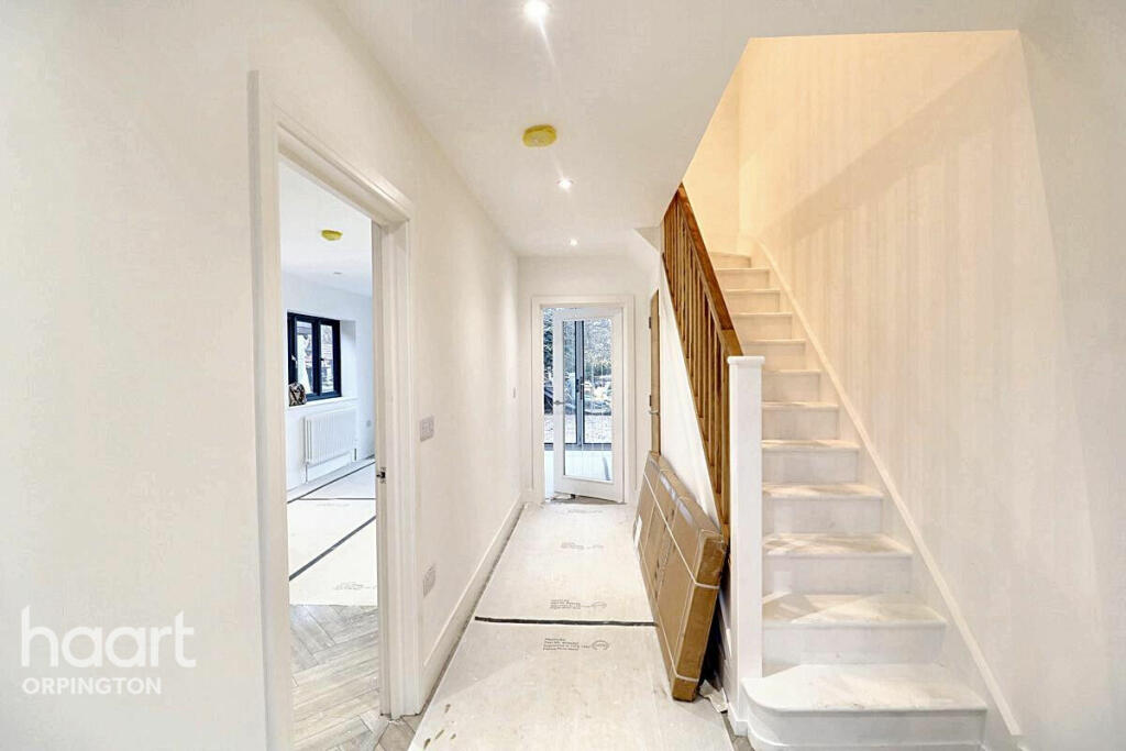 Additional image 3 of Sevenoaks Way, Orpington