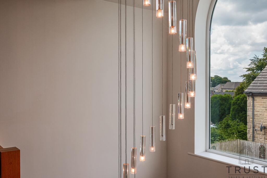 Additional image 37 of Bradford Road, Birkenshaw