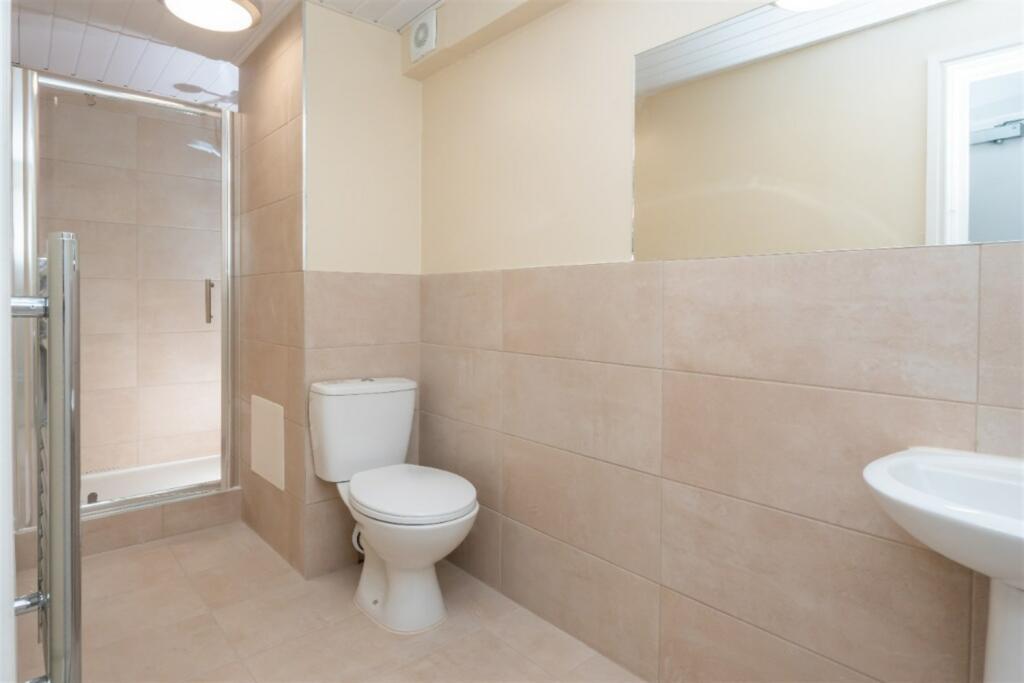 Additional image 6 of 3 bedroom property in High Kingsdown, Bristol