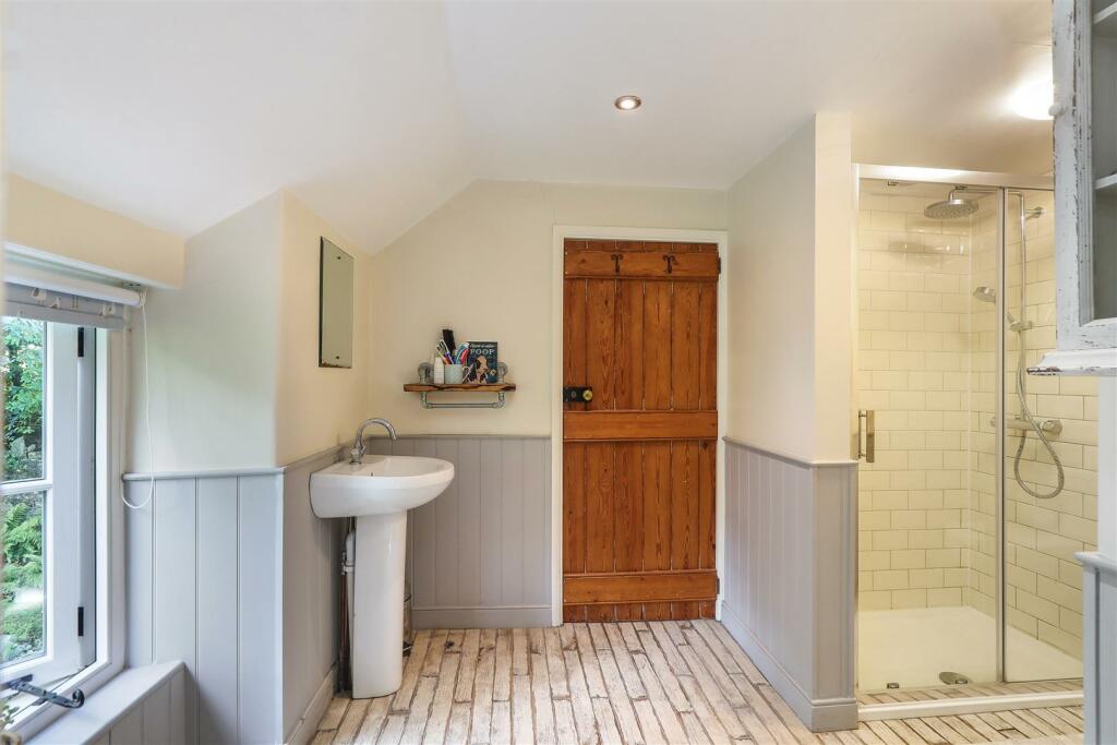 Additional image 21 of Walton Down, Walton-In-Gordano.