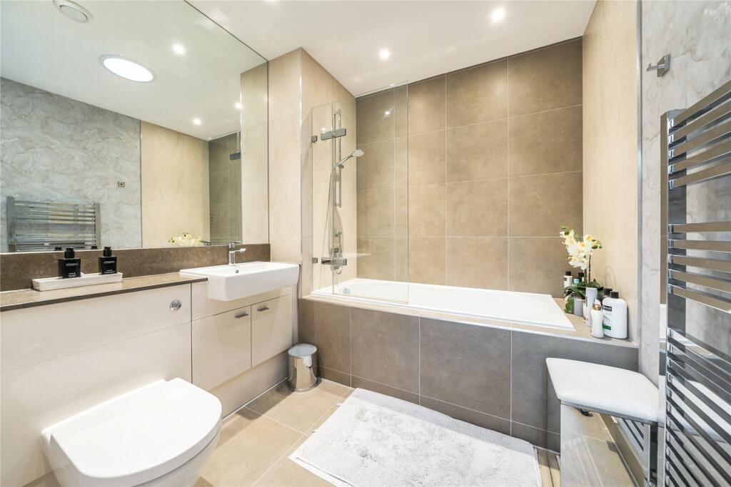 Additional image 20 of Willoughby Lane, Bromley