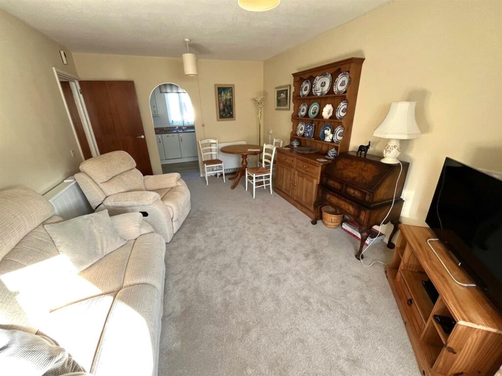 Additional image 5 of Excellent Retirement Apartment in Henleaze Bristol