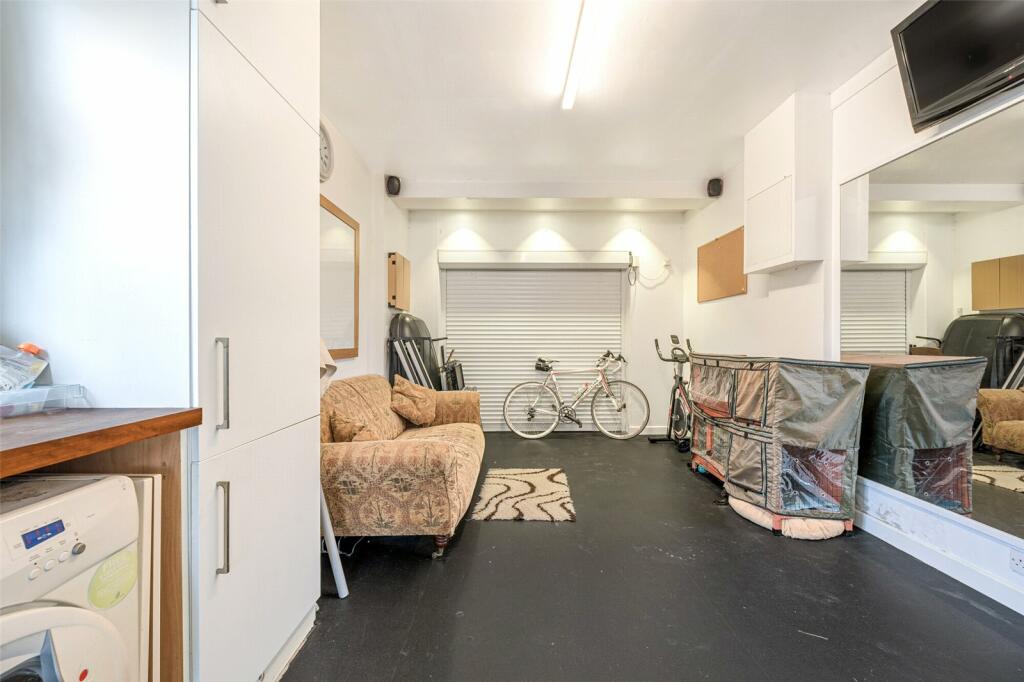 Additional image 20 of Broke Farm Drive, Orpington