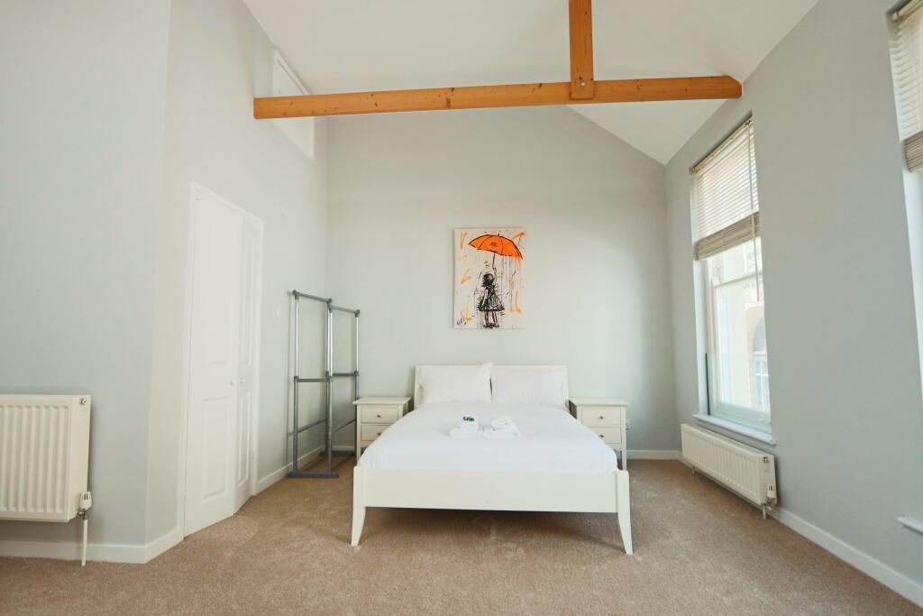 Additional image 16 of 37 Portland Street