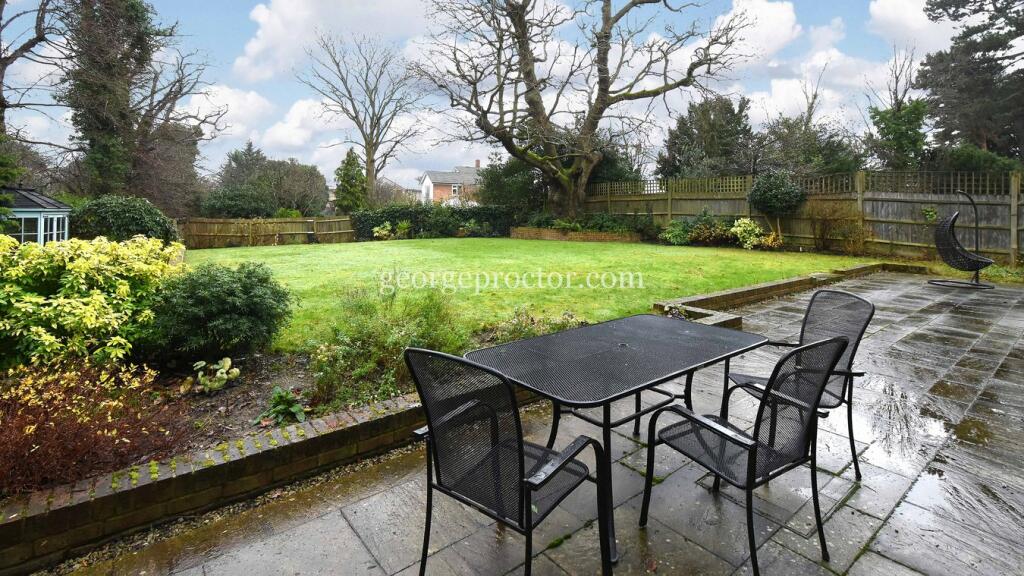 Additional image 21 of Woodknoll Drive, Chislehurst, BR7