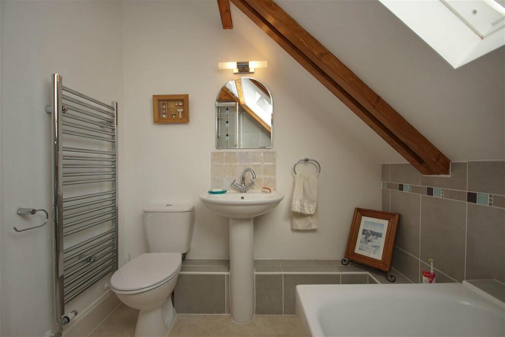 Additional image 19 of Stunning 4 Bedroom Cottage With Equally Stunning 2 Double Bedroom Detached Annexe, Winterbourne