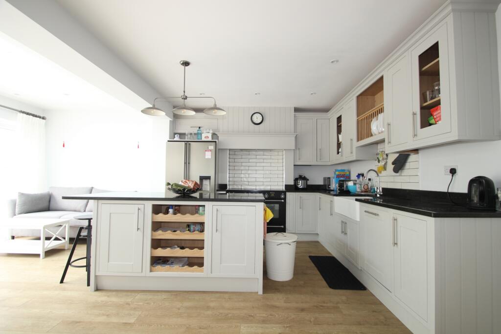 Additional image 6 of Cloonmore Avenue, Orpington, BR6