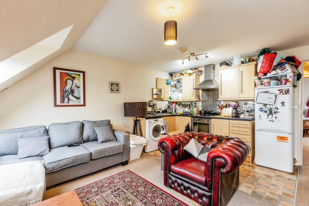 Additional image 11 of Avonmouth Road, Bristol