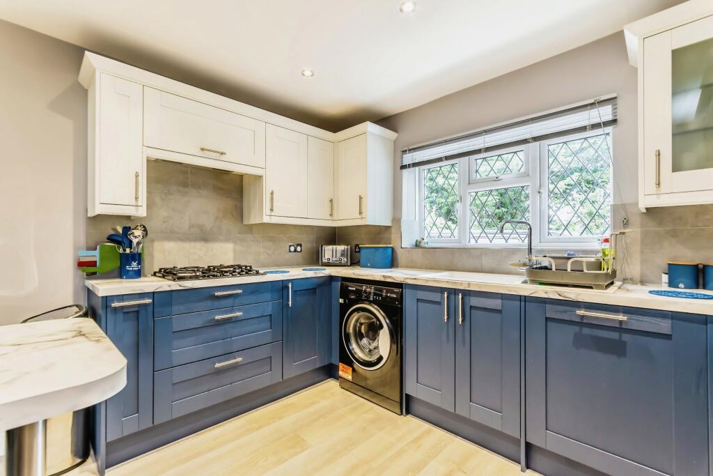 Additional image 6 of Leaves Green Road, Keston, BR2