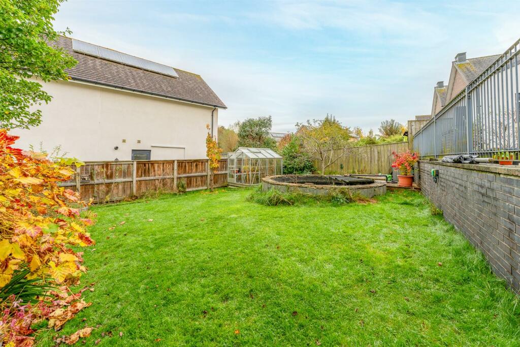 Additional image 23 of Farnborough Road, Locking Parklands - A MUST VIEW