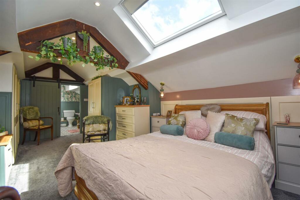 Additional image 31 of Victoria Road, Penrith