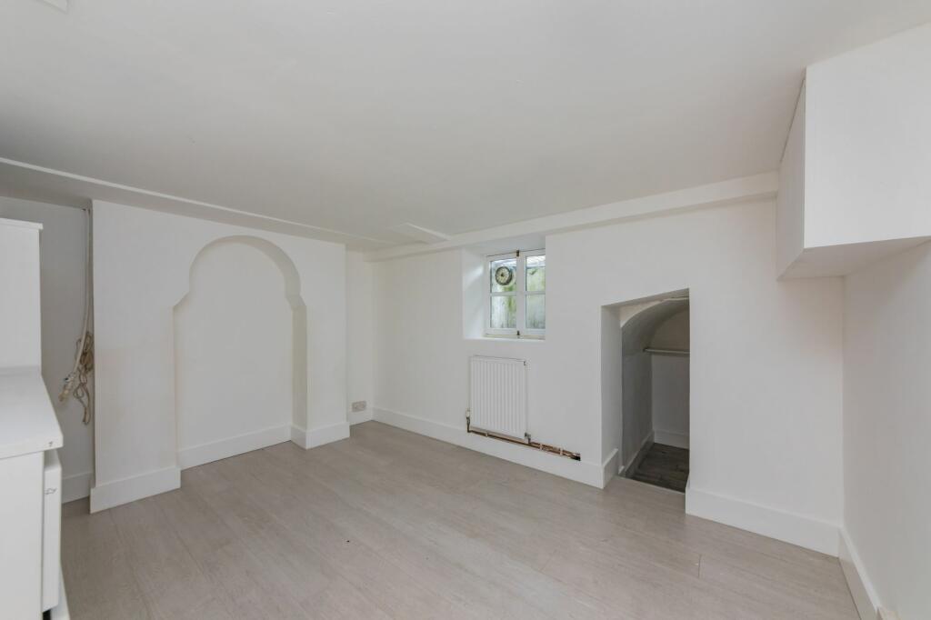 Additional image 16 of Priory Street, Lewes, BN7