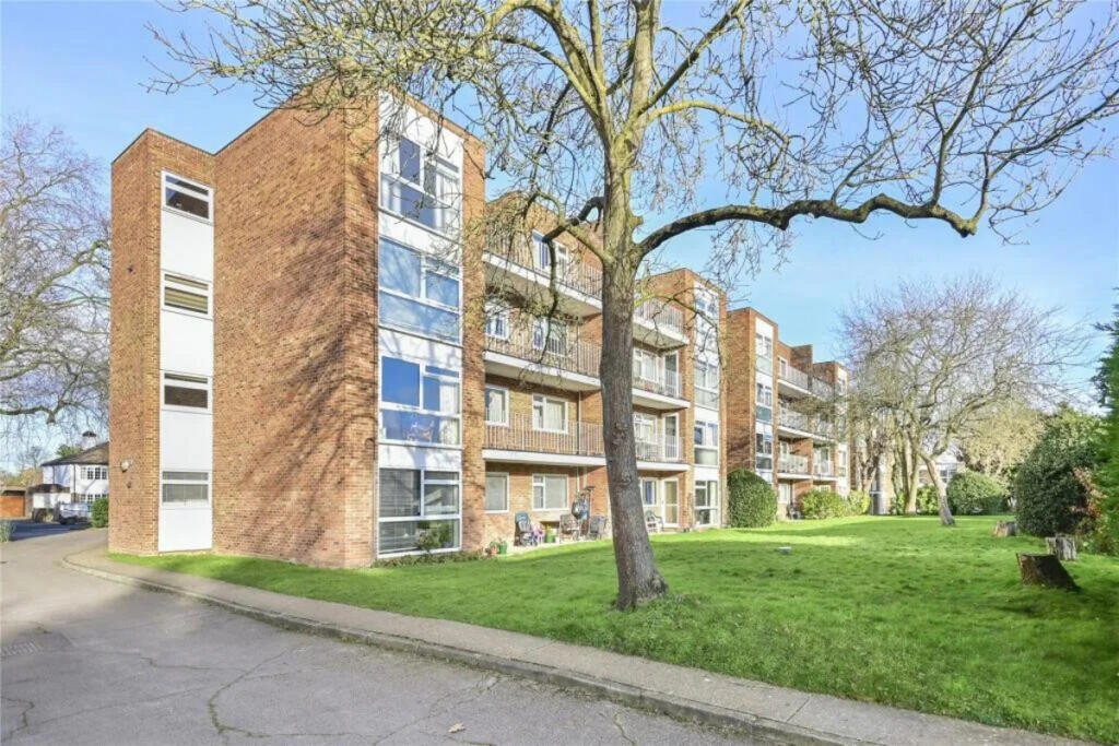 Additional image 11 of Foxgrove Road, Beckenham, BR3 5