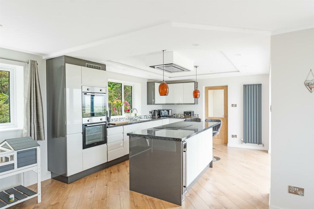 Additional image 4 of Kewstoke Road, Kewstoke - BREATHTAKING VIEWS