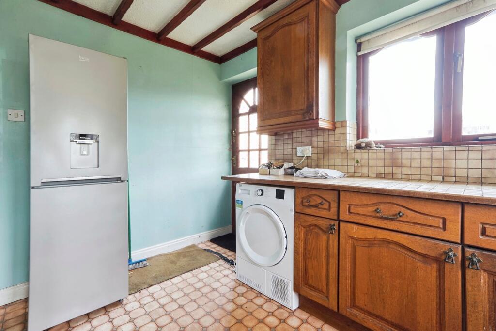 Additional image 16 of Jamie Court, Bradford