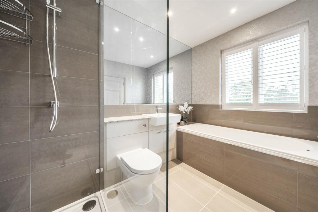 Additional image 17 of Willoughby Lane, Bromley