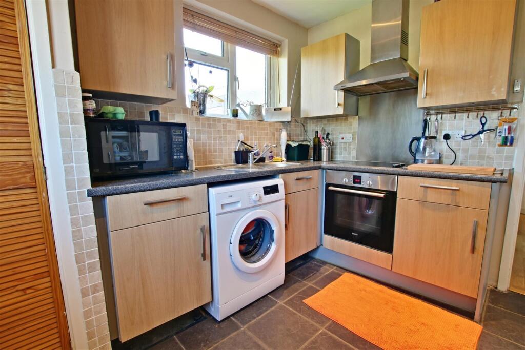 Additional image 5 of Highland Road, Bromley, BR1