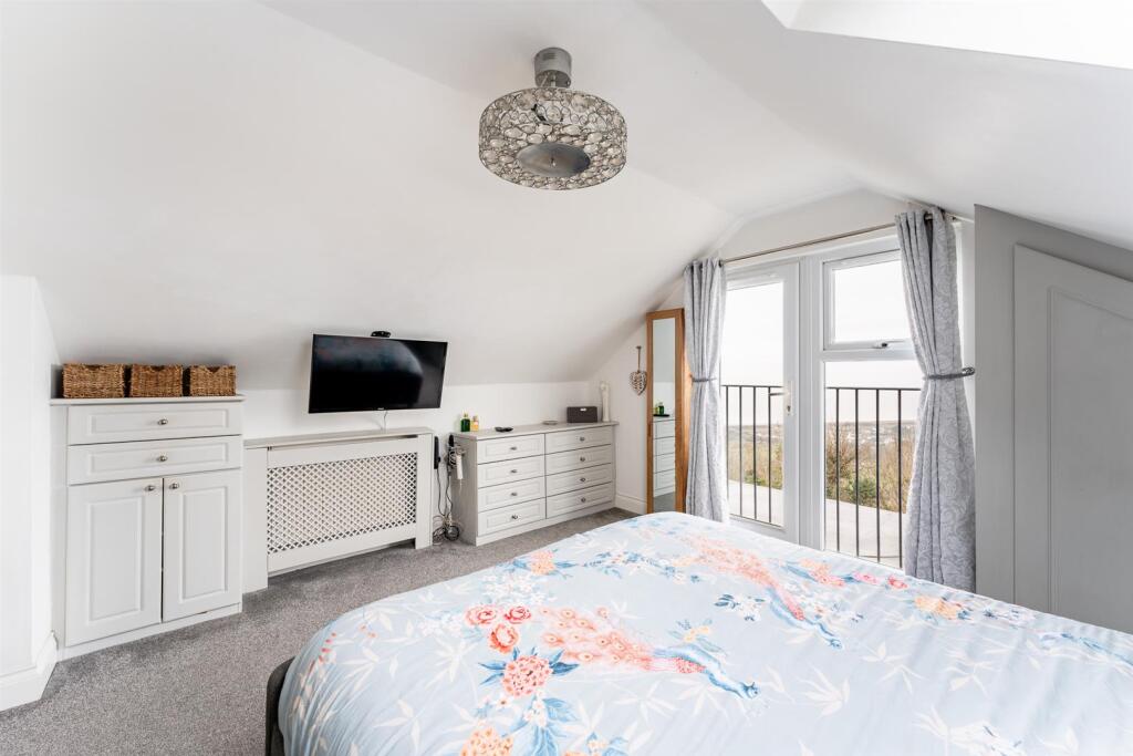 Additional image 24 of Woodspring Crescent, Worlebury - DECEPTIVE