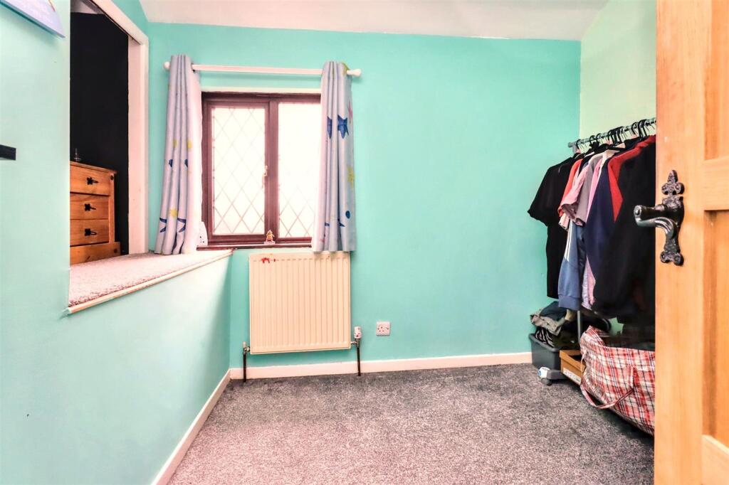 Additional image 12 of Popular cul de sac location in Clevedon