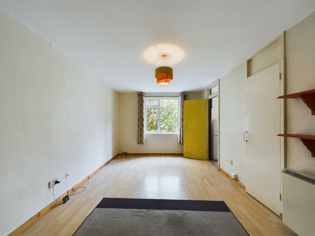 Additional image 7 of Montague Hill South, Kingsdown, Bristol